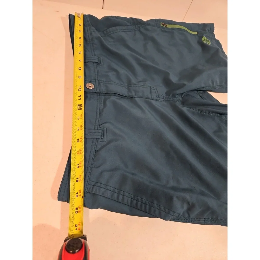 The NORTH FACE Shorts Mens Size 38 Green Running Hiking Camping Swim (A259